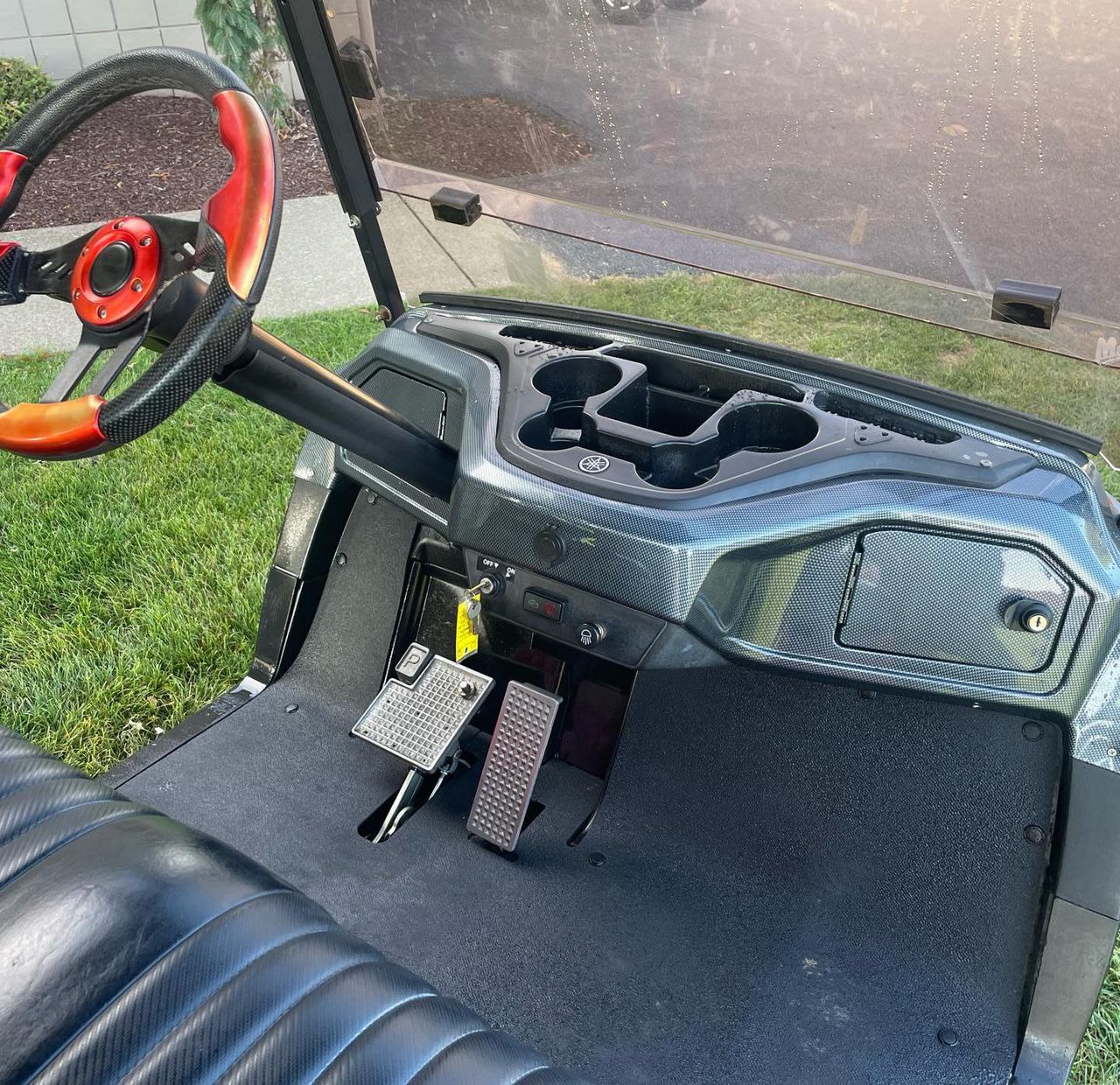 2017 Yamaha Drive-2 Quiet Tech GAS Golf Cart - Image 10